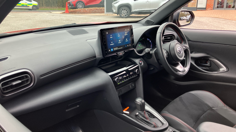 Toyota Yaris Cross 1.5 Hybrid GR Sport 5dr CVT Hybrid Estate